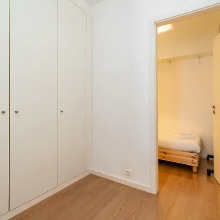 Quiet, Relaxing Flat In Entrecampos Lisbona