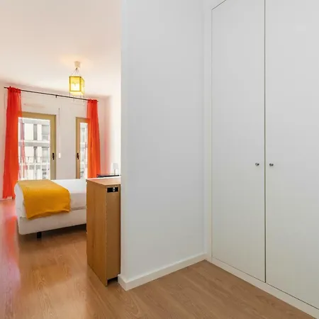 Quiet, Relaxing Flat In Entrecampos Appartement